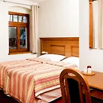 Habitación en casa particular Przystanek Bavaria - Sauny I Parking W Cenie! *