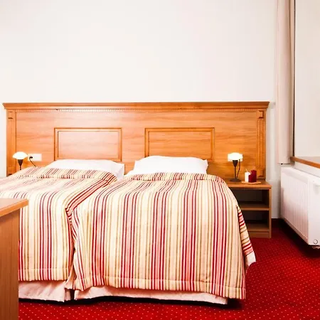 Homestay Przystanek Bavaria - Sauny, Parking Oraz Wstep Do Parku Bajek W Cenie! Karpacz