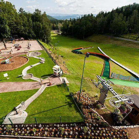 Homestay Przystanek Bavaria - Sauny, Parking Oraz Wstep Do Parku Bajek W Cenie!